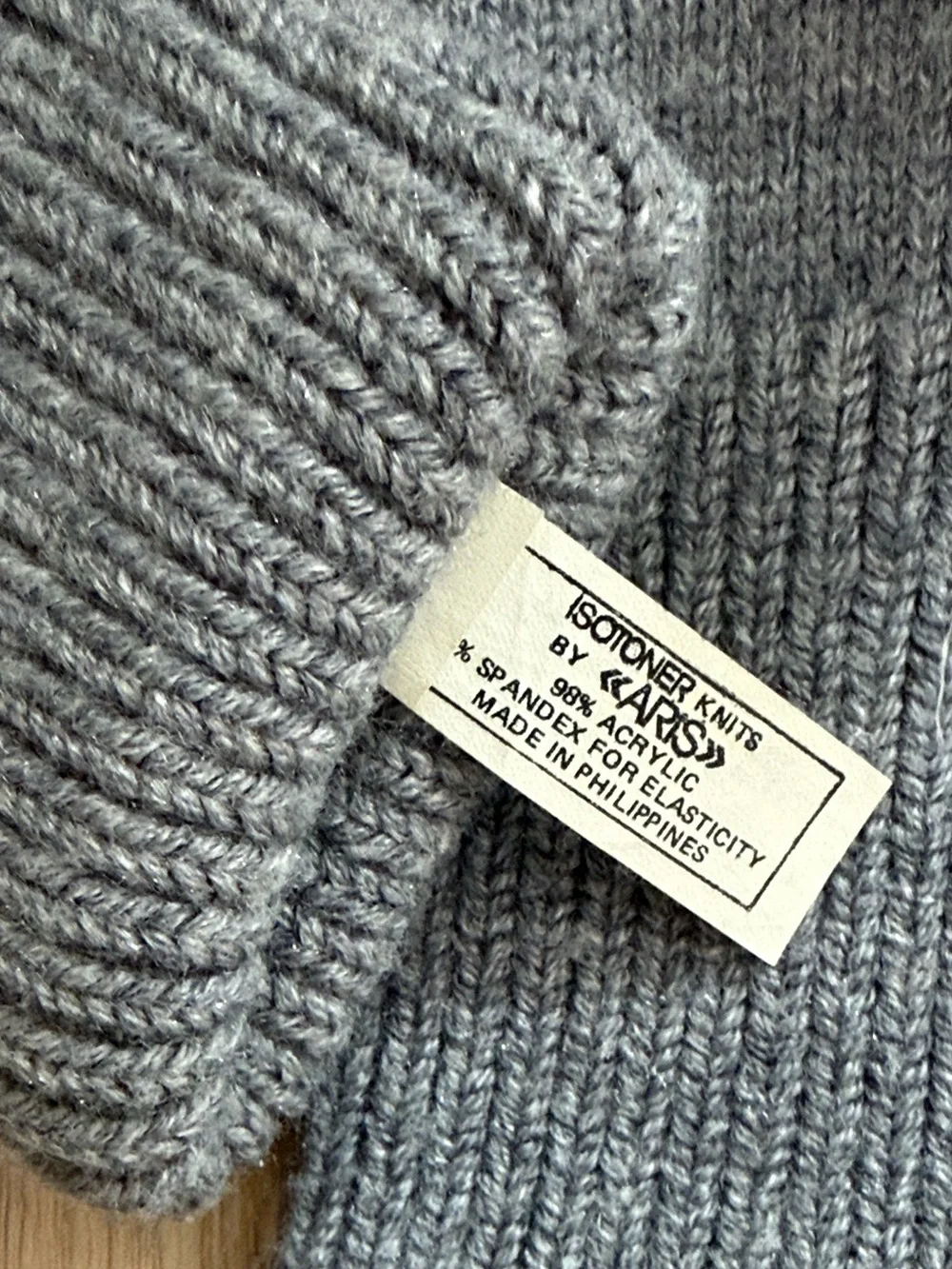 Vintage Isotoner Gray Knit Gloves Aris Leather Chevron Warm-Ups Woolite Tag 80s